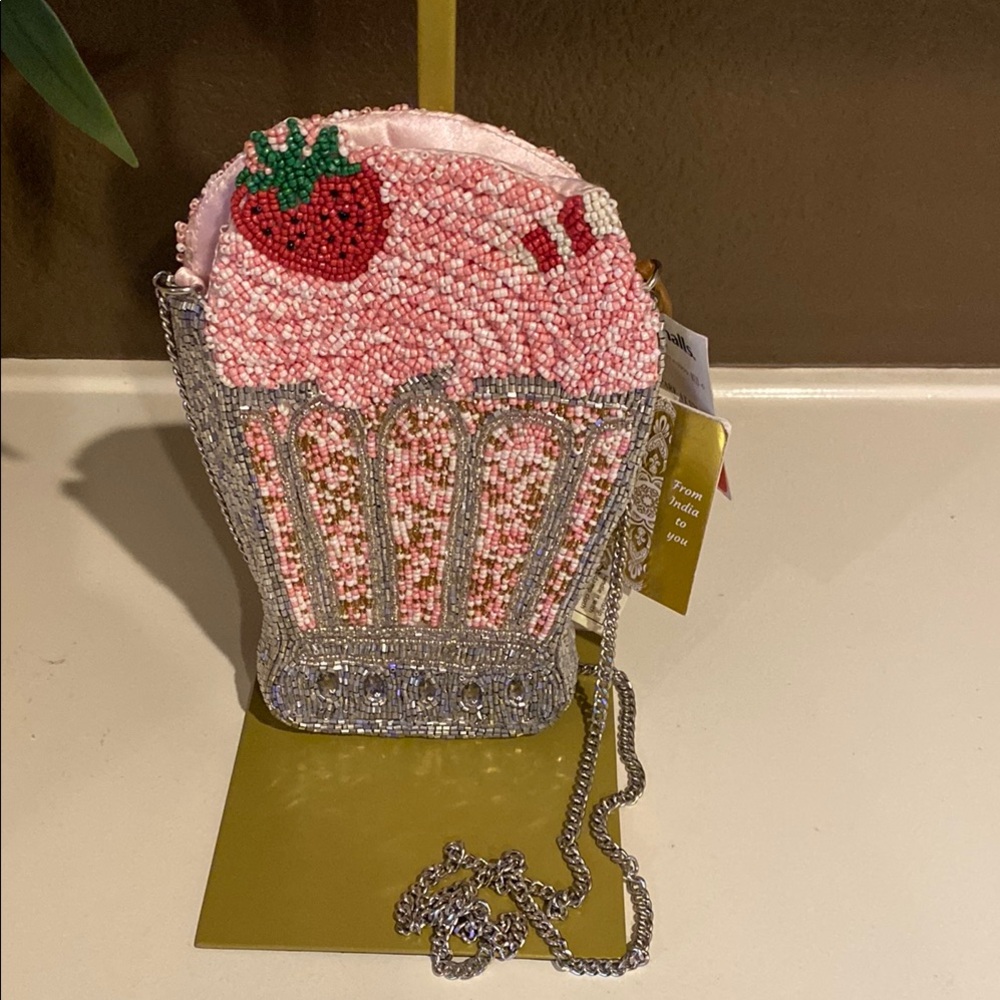 Viral TikTok Beaded Bag Milkshake